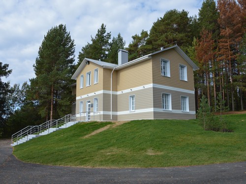 Фото отделки фасада сайдингом Cedral: 2